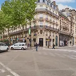 Residence Center Of Paris By Studio Prestige