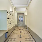Résidence centre de Paris (Sebastopol )