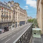 Residence Center Of Paris By Studio Prestige