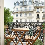 Residence Center Of Paris By Studio Prestige