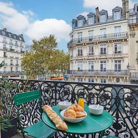 Center Of By Prestige * Paris