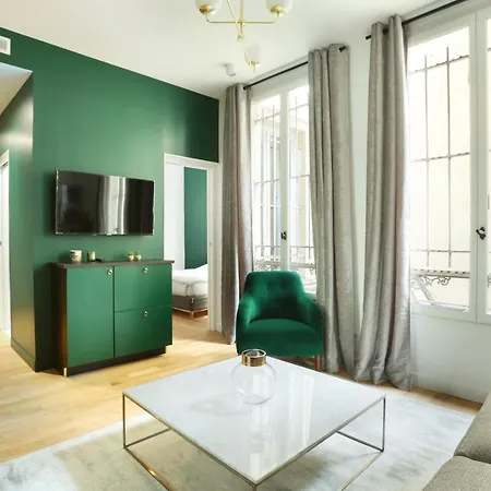 Center Of By Prestige * Paris