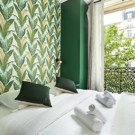 Center Of By Prestige * Paris