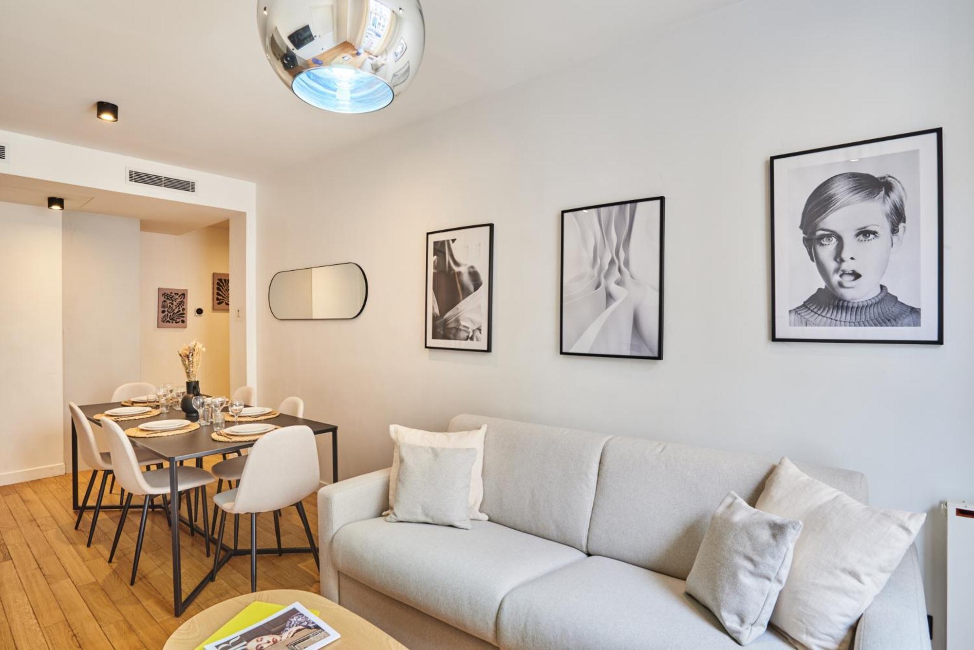 Center Of By Prestige Apartment Paris